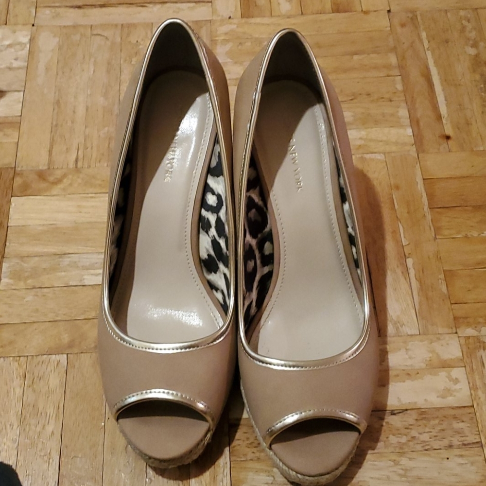 Shoes/wedges